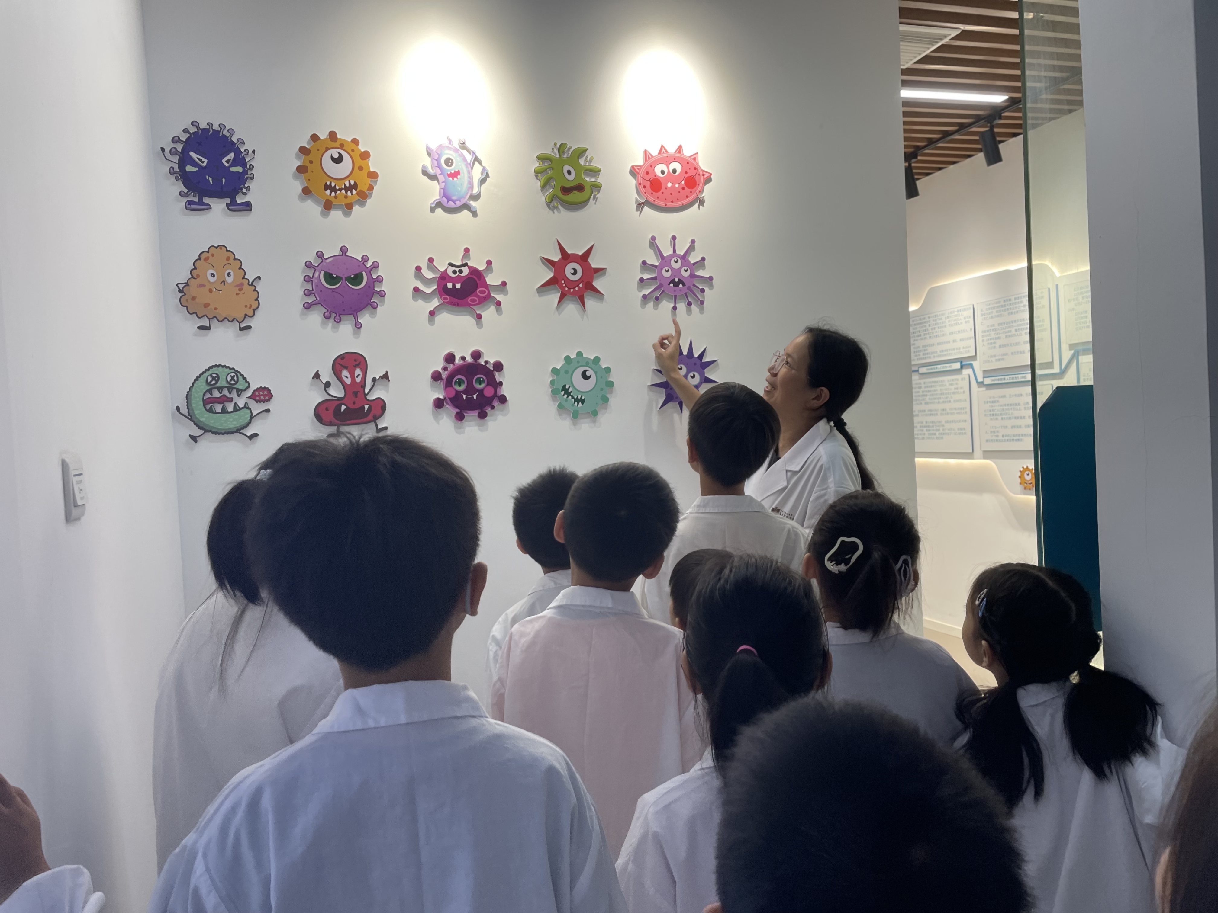 学习细菌.jpg