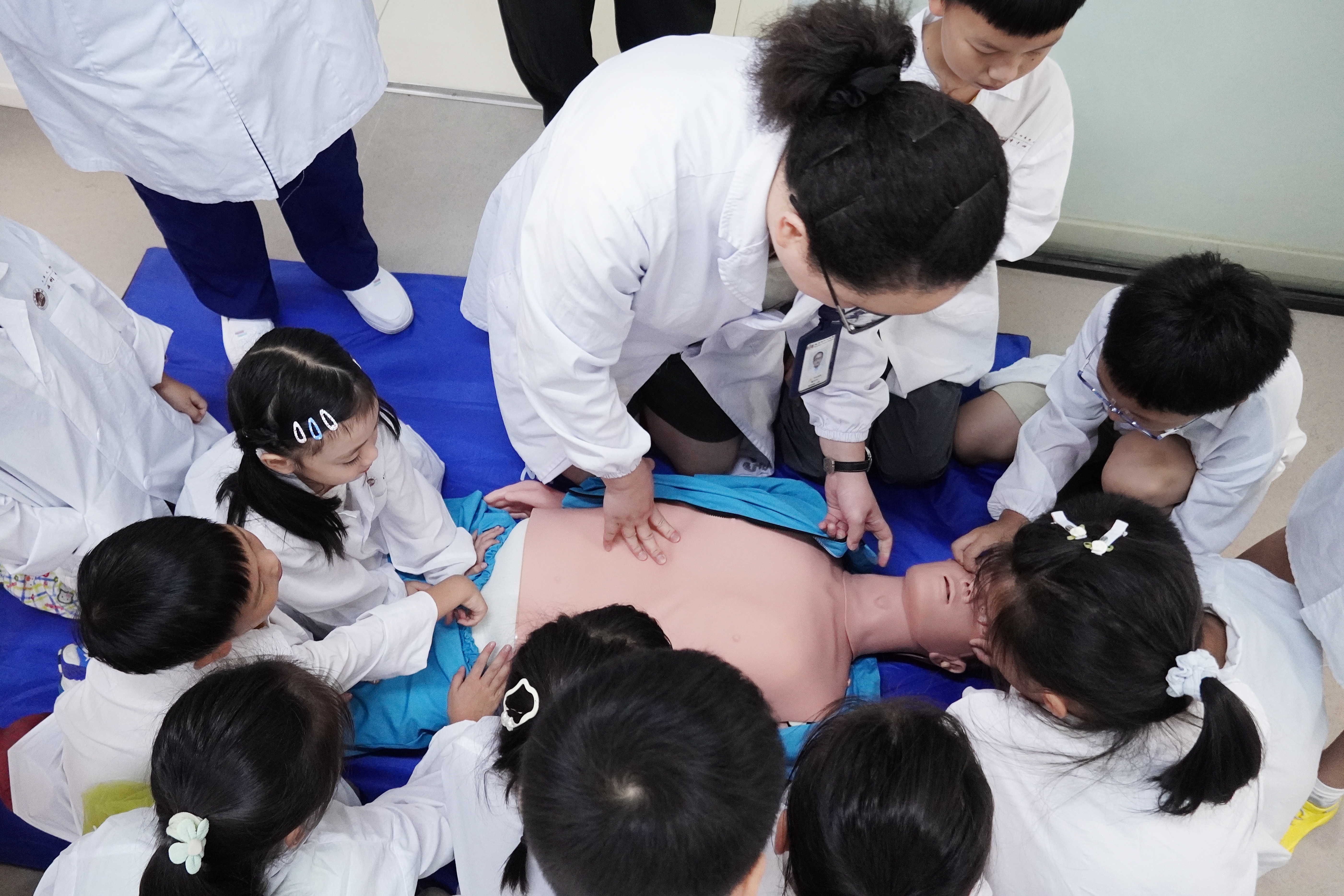 学习cpr (1)(1).jpg